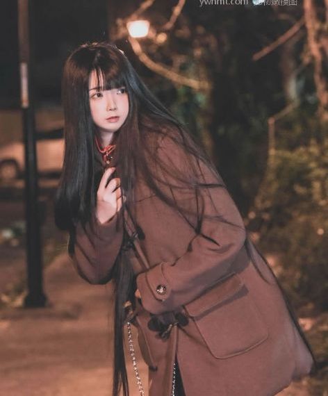 漂亮美女
