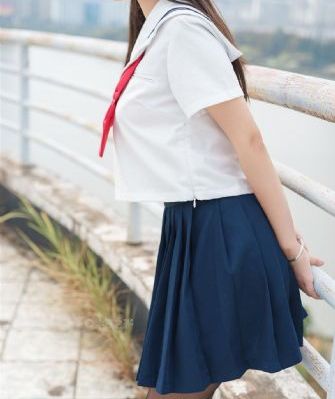 把朕的龙精含着h太子妃