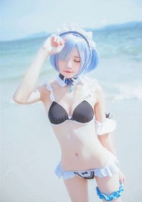 天生不配