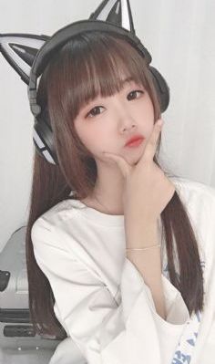 年轻的家政保姆
